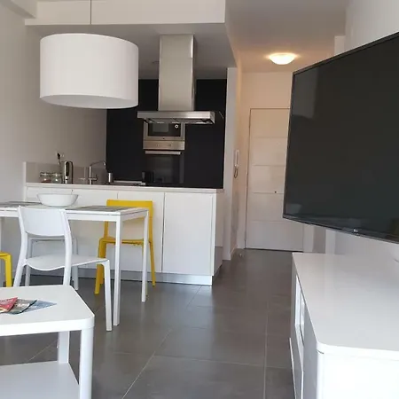 Altos De Apartment *