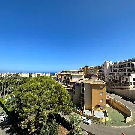 Altos De * كامبوامور